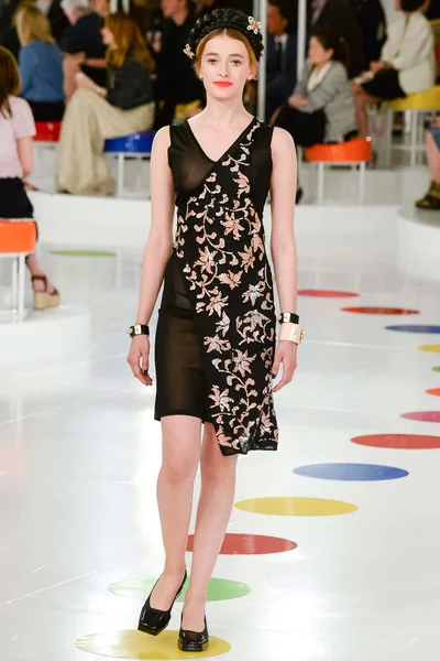Look 74